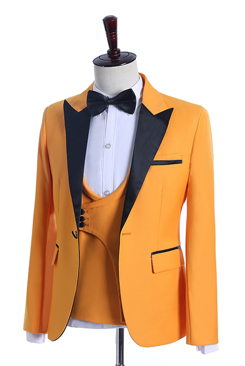 Tuxedo # 121 - The Gentlemens Closet